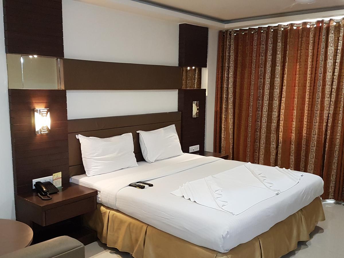Swagath Grand Suchitra Hotel Hyderabad Exterior photo